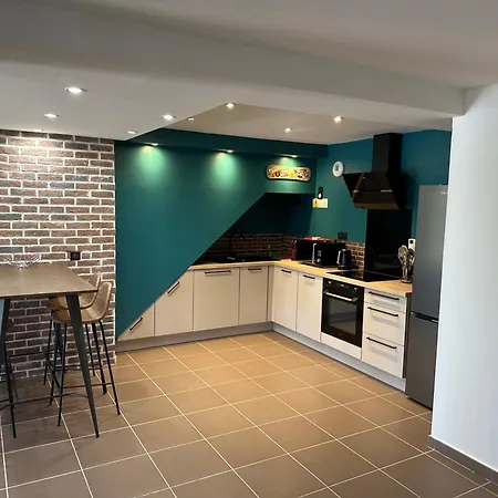 Loft De La Louve Apartment *